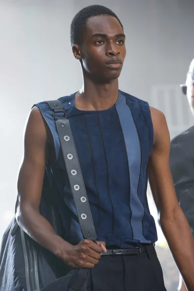 Look 52